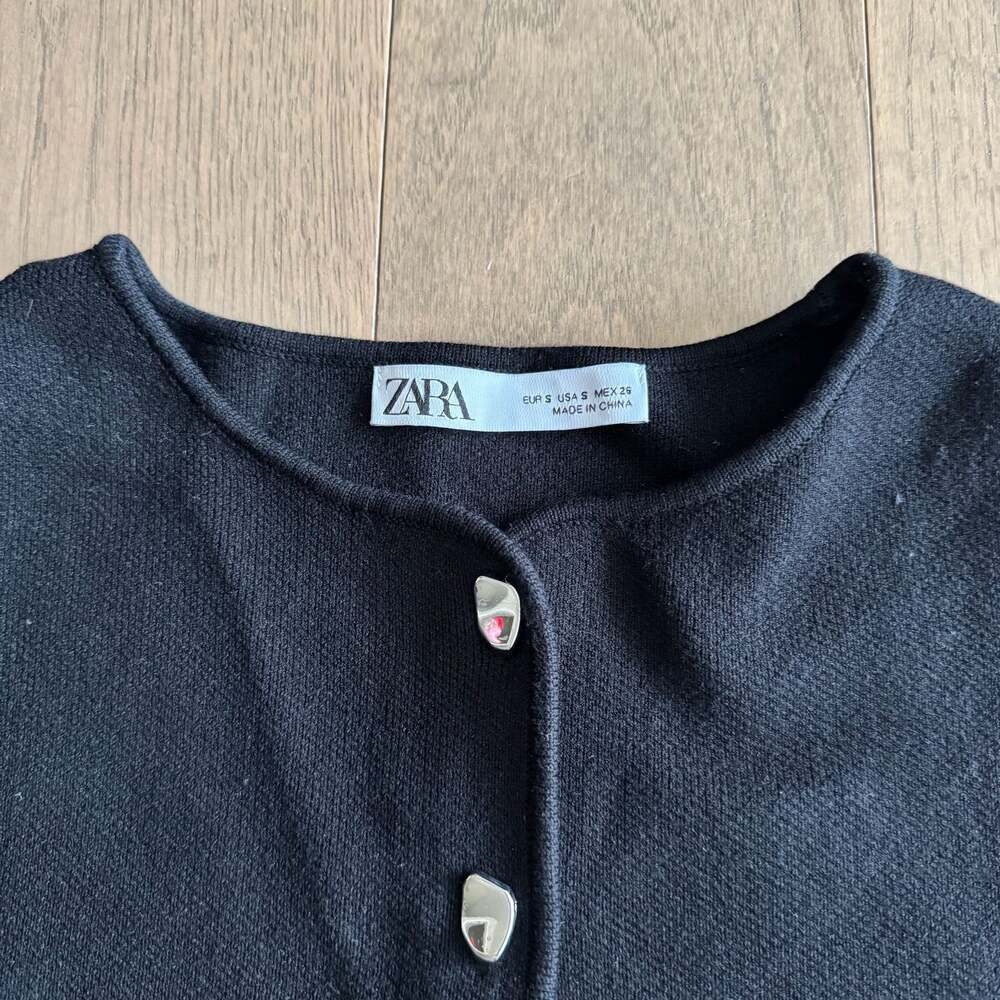 Zara - Picture 3 of 4